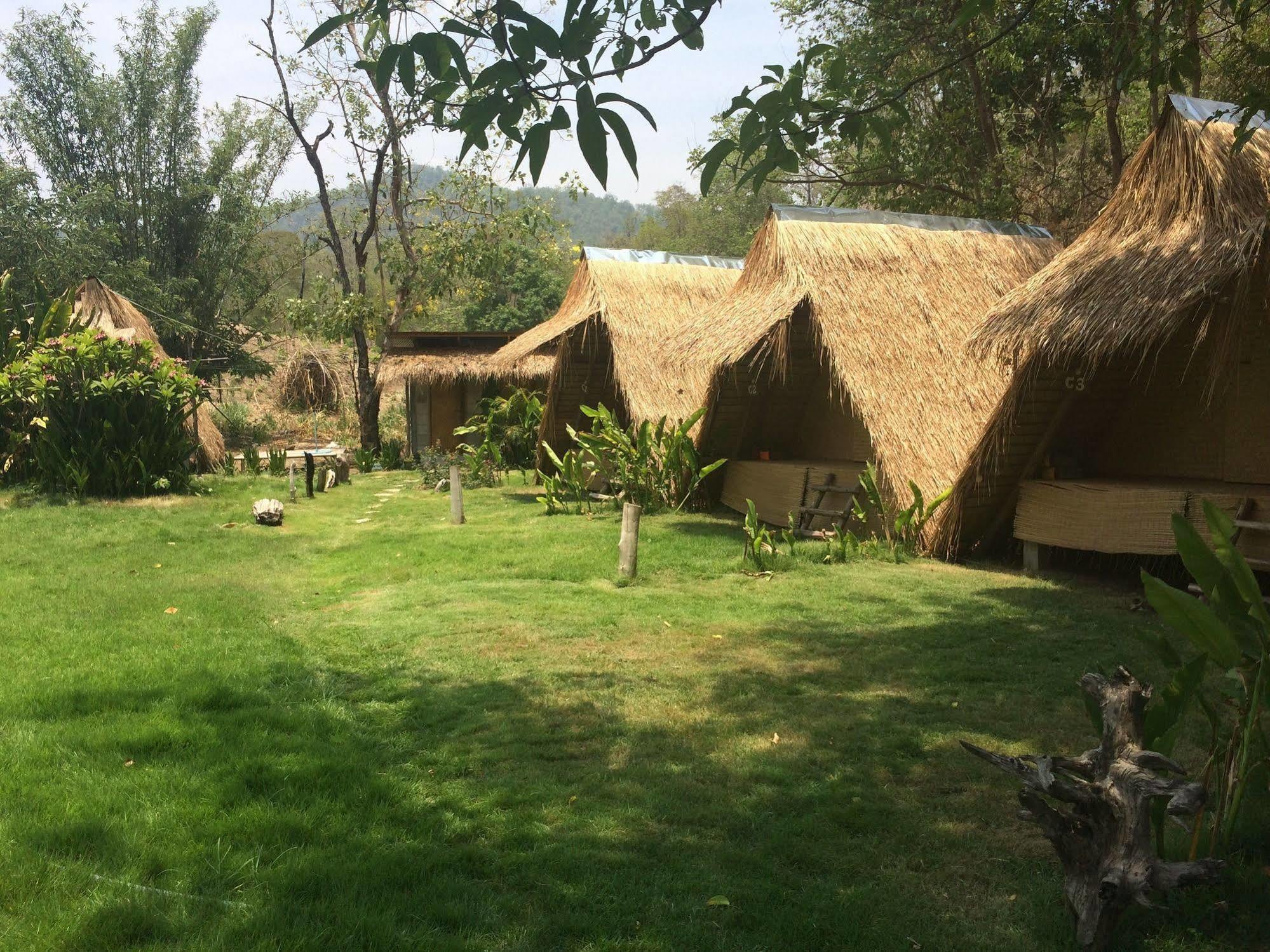 Готель Pai Bamboo Hut Екстер'єр фото